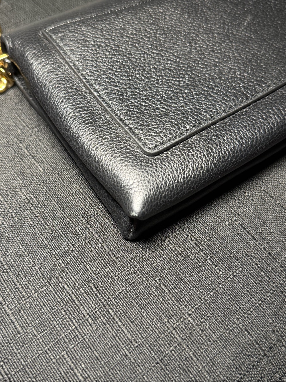 Tory Burch Black Leather Crossbody with Gold Logo - Picture 4 of 10